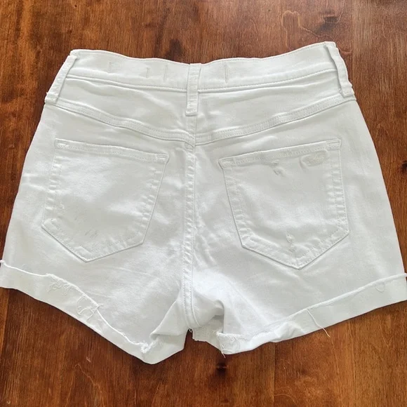 Hollister white denim shorts. - Picture 2 of 4